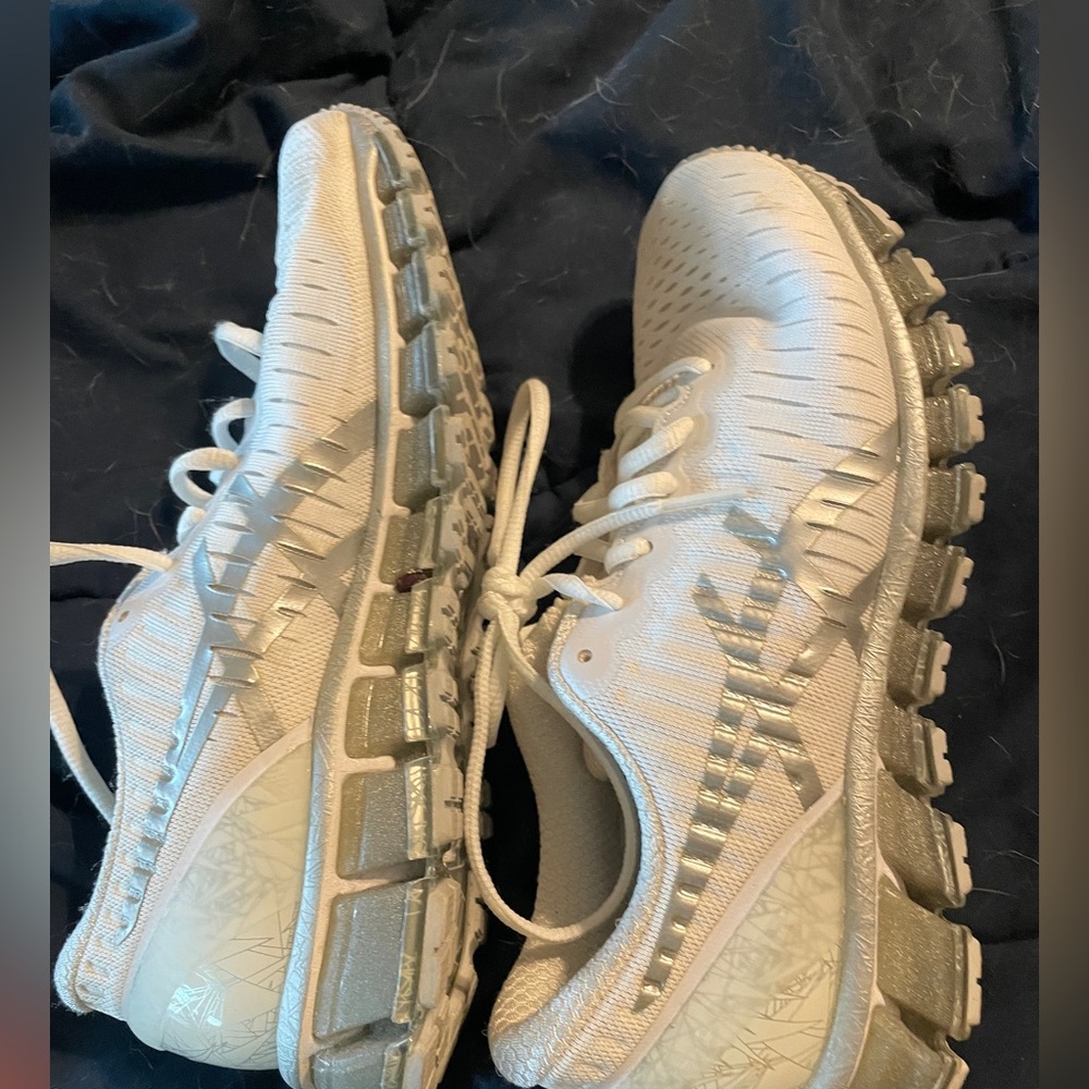 ASICS Quantum lifestyle shoes. - Picture 8 of 10